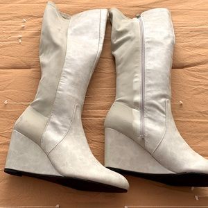 Crème tan wedge boots Pricilla